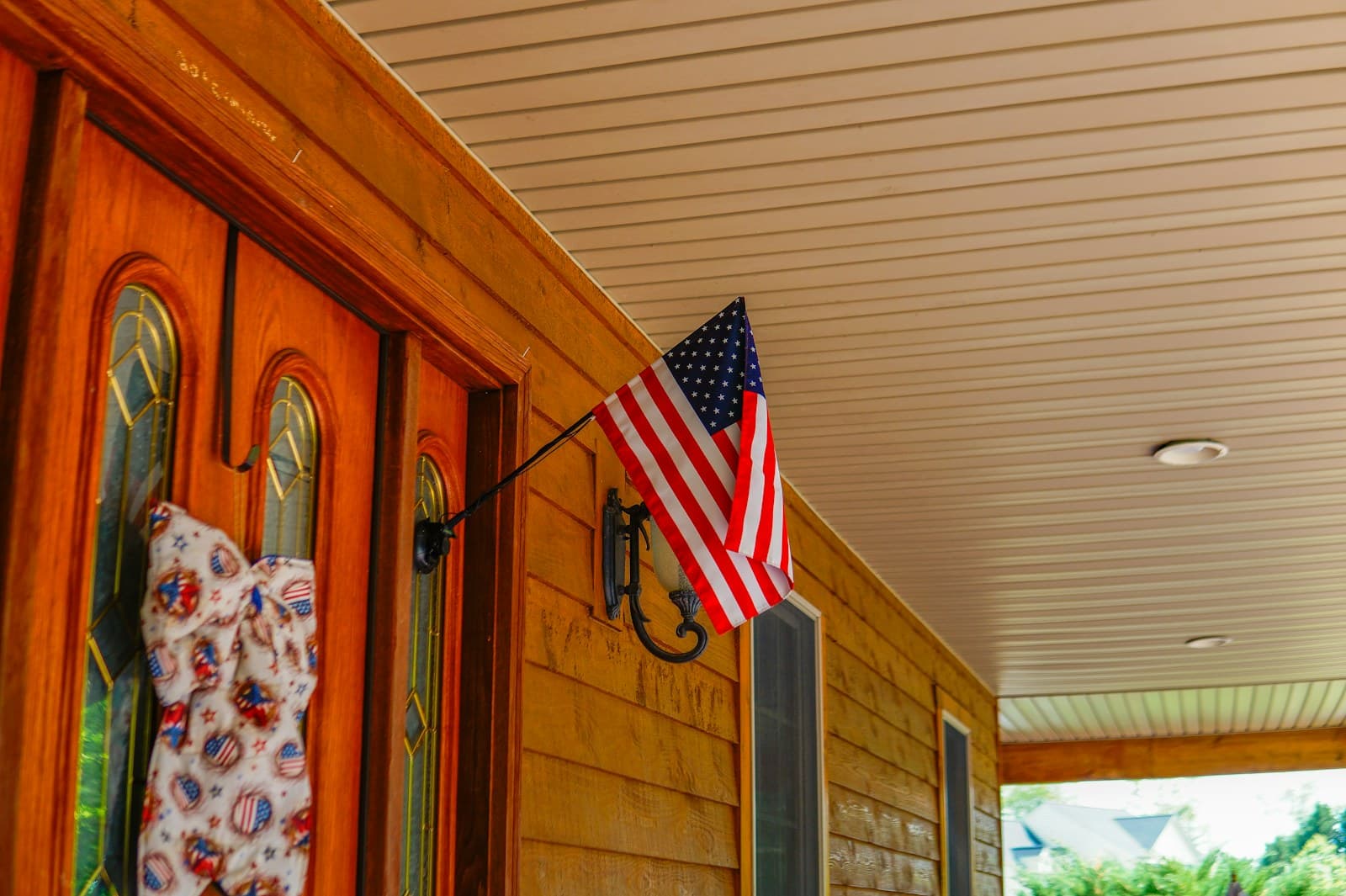 A classic New England front porch